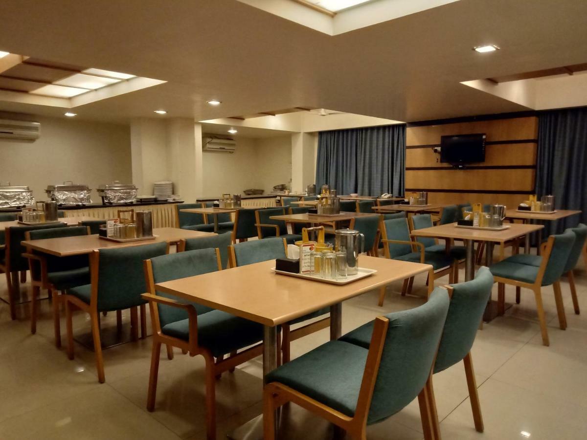 โรงแรมบาเซรา ปูเน่ ภายนอก รูปภาพ